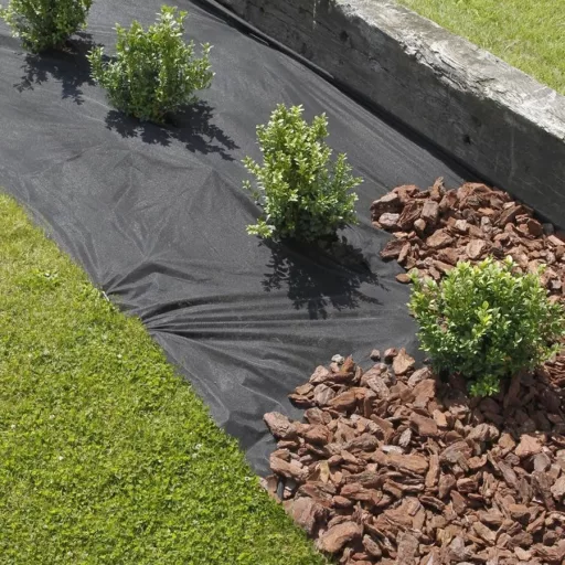 Talajtakaró geotextília fekete 50 gr , 1,6m x 50m