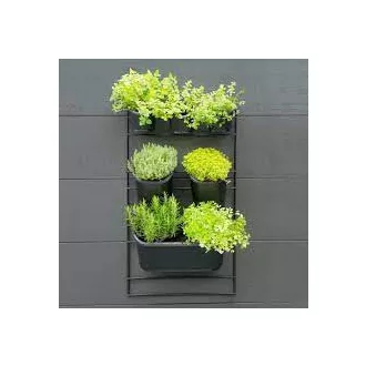   Mozgatható függőleges kert (9*0,9 literes cserepet és 2*5,4 literes ültetővályút