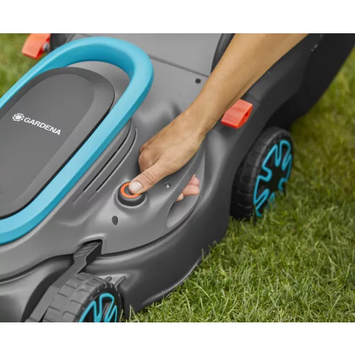 PowerMax 32/18V P4A akkumulátoros fűnyíró akkumulátorral