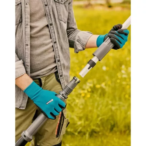 HighCut 250/18V P4A teleszkópos  akkumulátoros ágvágó olló akkumulátorral