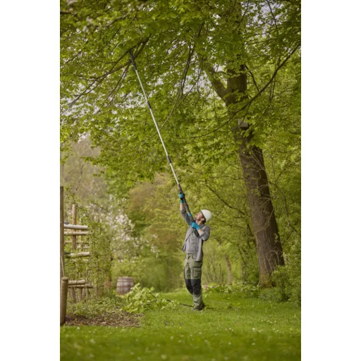 HighCut 360/18V P4A teleszkópos  akkumulátoros ágvágó olló akkumulátorral