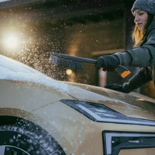 Solid jégkaparó & hóseprű