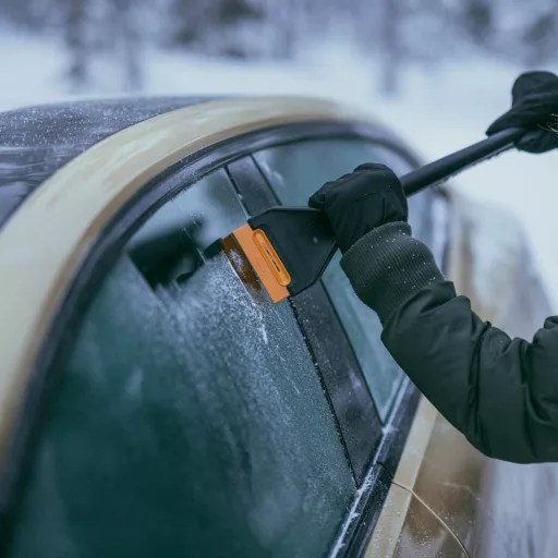 Solid jégkaparó & hóseprű