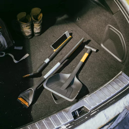 Plus autós hólapát