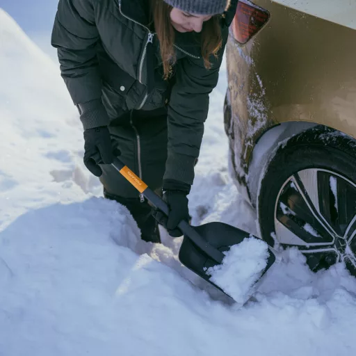 Plus autós hólapát