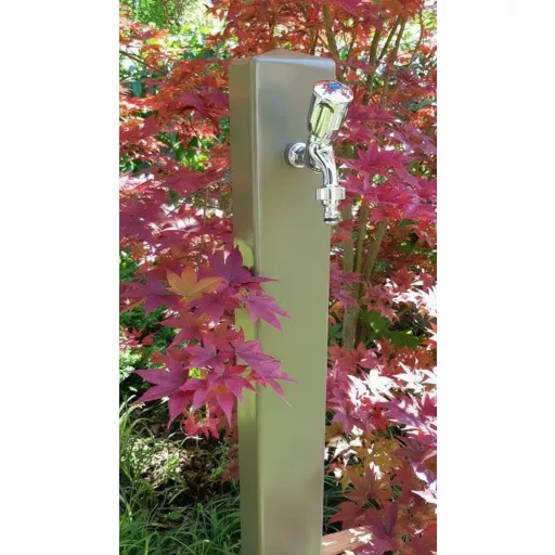 Kerti csap dekor, olivabarna