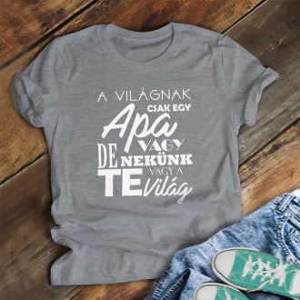 „A legjobb apa a világon” póló – szürke, fehér minta