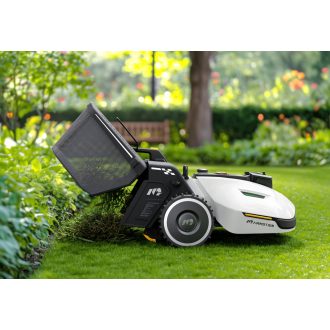YUKA 3000 robotfűnyíró seprő adapterrel