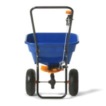 Gyeptrágyaszórók és eszközök